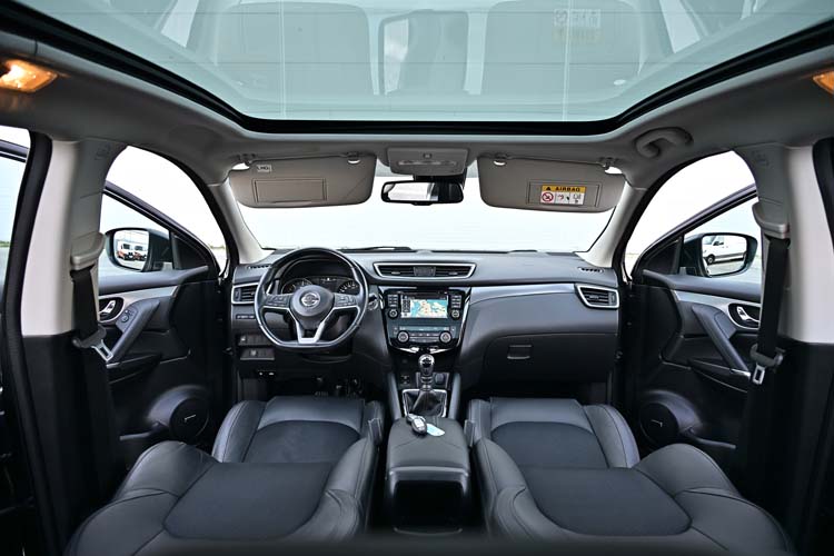 Nissan Qashqai 1.6 DCi TEKNA+ Manual