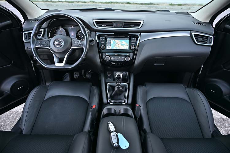Nissan Qashqai 1.6 DCi TEKNA+ Manual