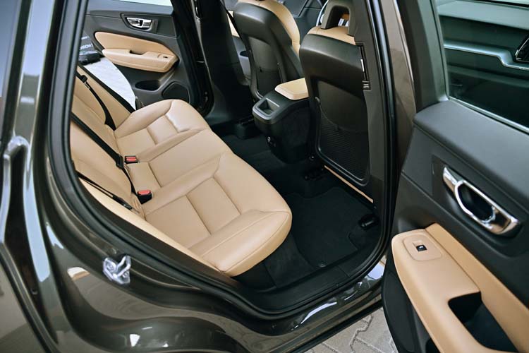 Volvo XC 60 D4 AWD Geartronic Momentum PRO