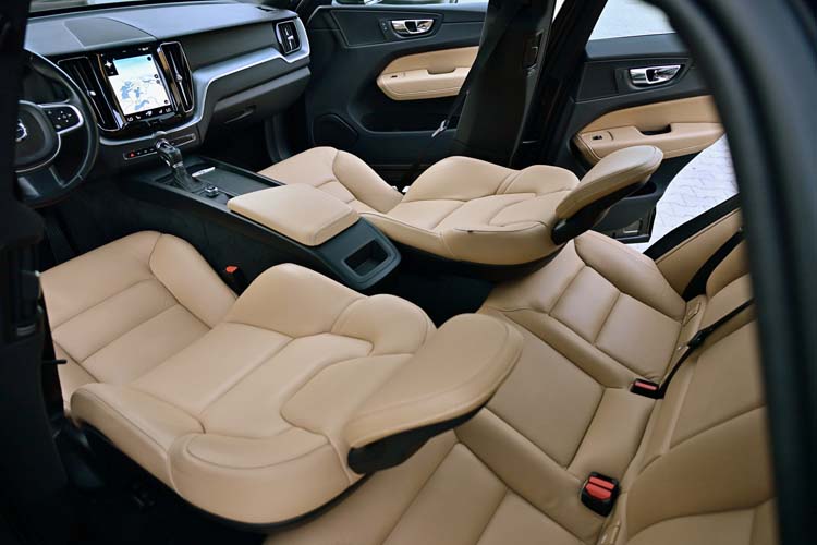 Volvo XC 60 D4 AWD Geartronic Momentum PRO