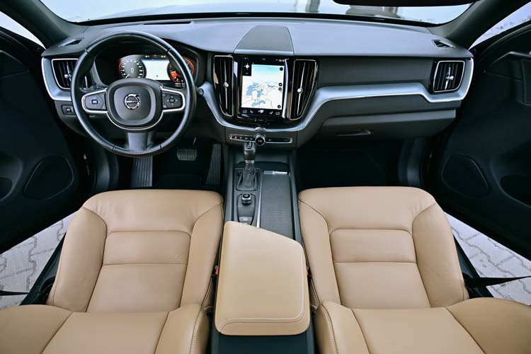Volvo XC 60 D4 AWD Geartronic Momentum PRO