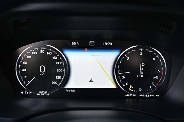 Volvo XC 60 D4 AWD Geartronic Momentum PRO