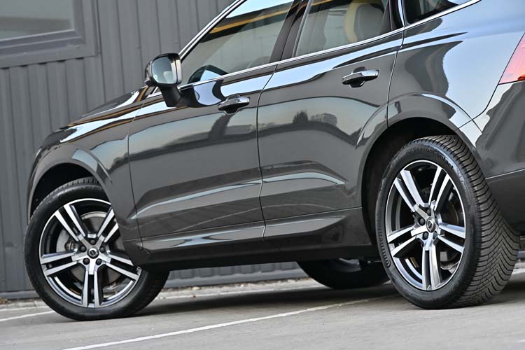 Volvo XC 60 D4 AWD Geartronic Momentum PRO